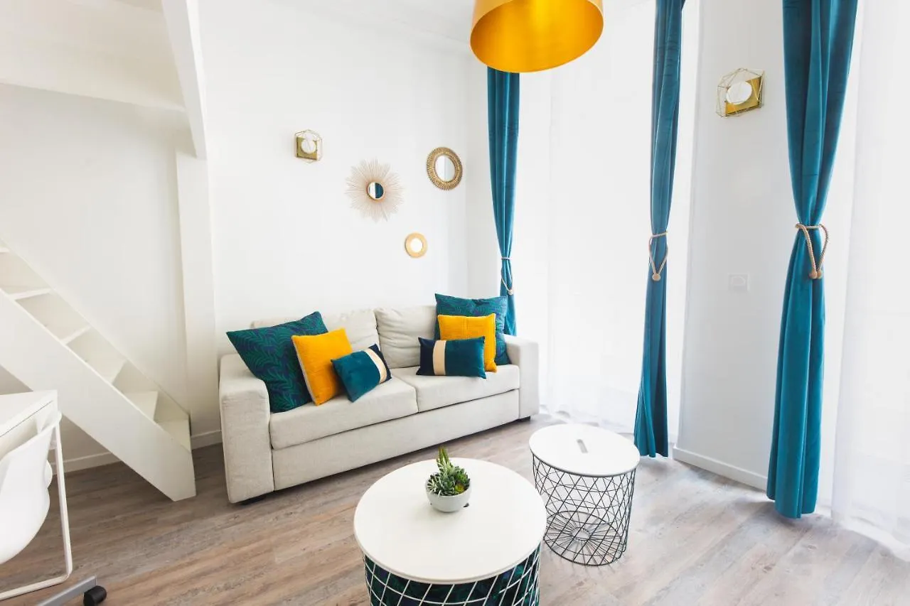 Loft Latin Apartment Paris