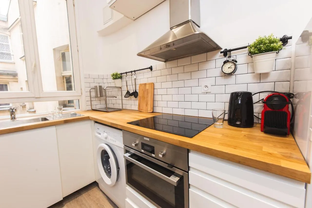Loft Latin Apartment Paris